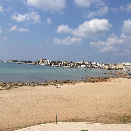 Viva Vista Mare Trilo Primo Piano Lejlighed Porto Cesareo Eksteriør billede